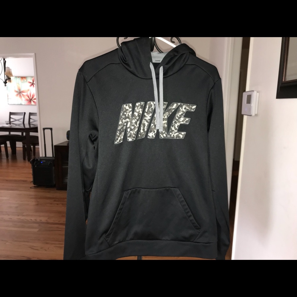 Nike Therma- Fit Black Hooded Sweater